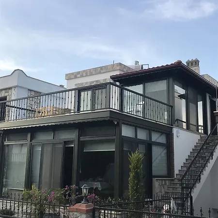 Kalekent Sitesi Apartment